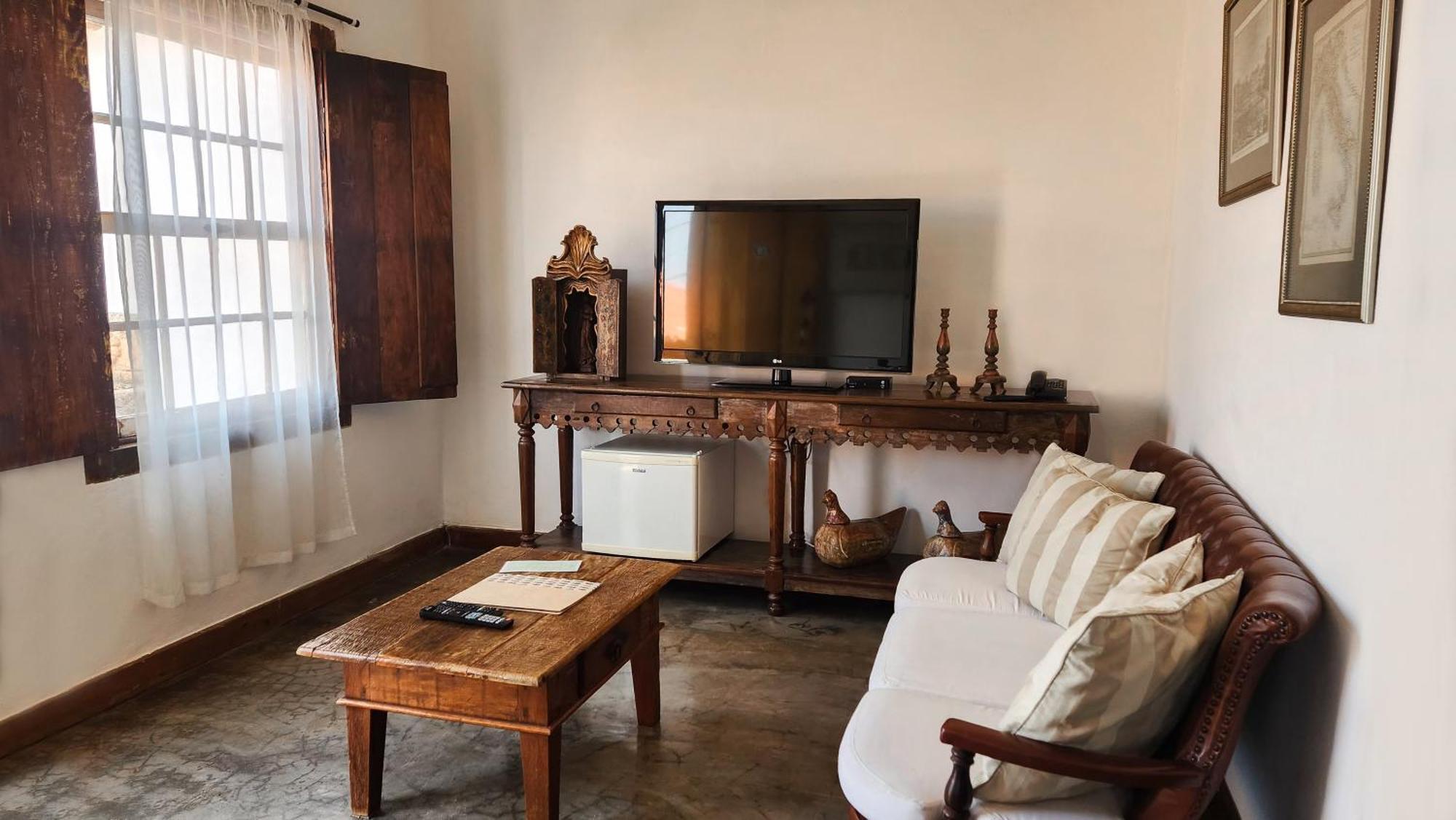 Hotel Pouso Da Torre Tiradentes Esterno foto